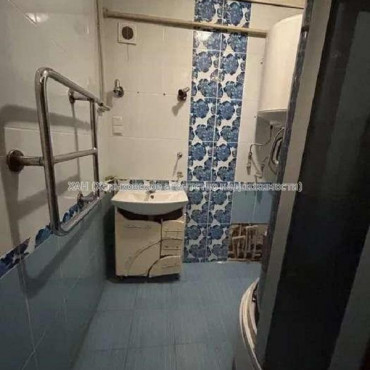 Продам квартиру, Кузнечная ул. , 3 кім., 75 м², советский ремонт 