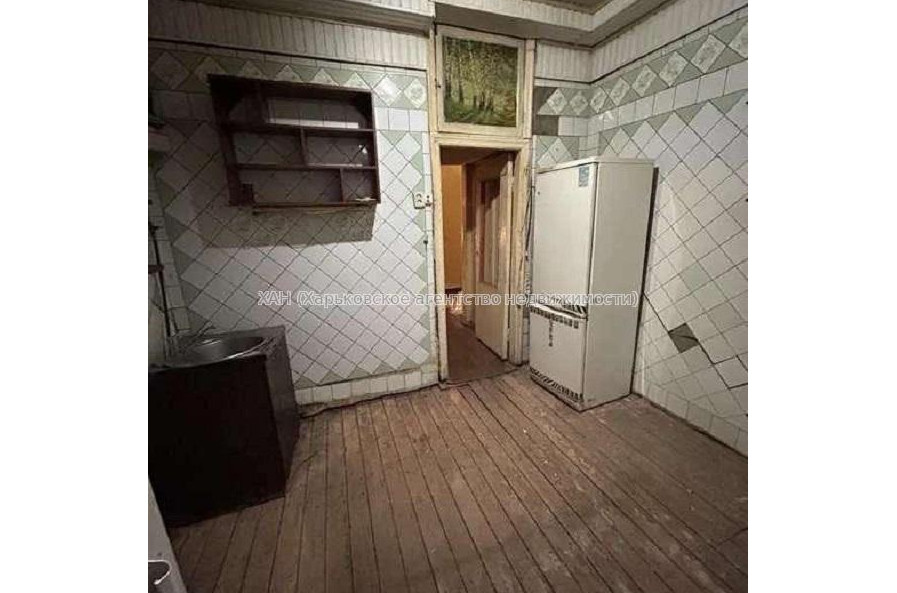 Продам квартиру, Кузнечная ул. , 3  ком., 75 м², советский ремонт 