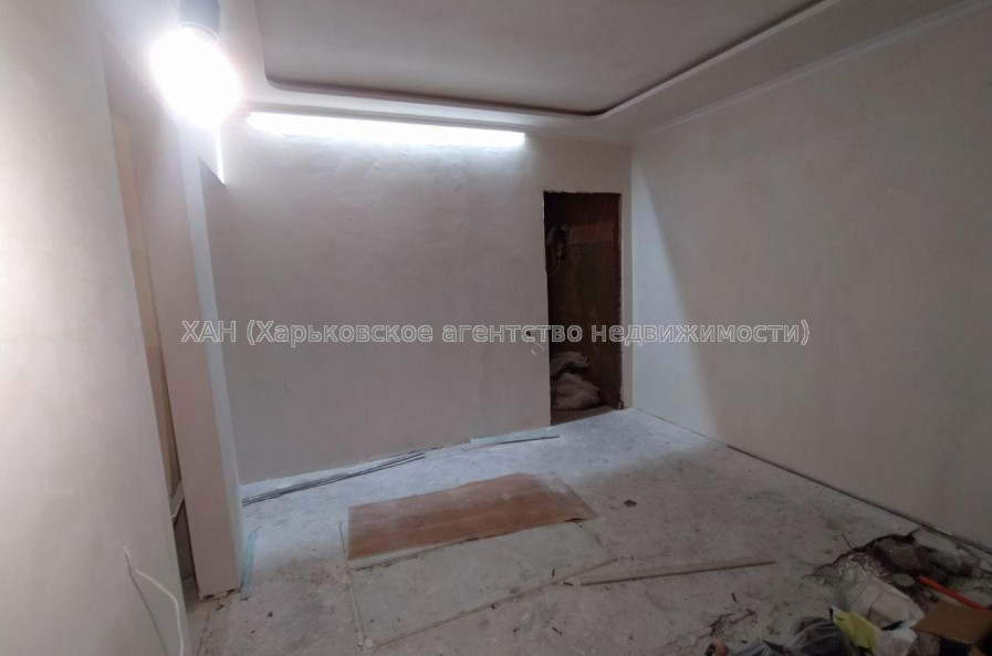 Продам квартиру, Бондаревская ул. , 2 кім., 31 м², частичный ремонт 