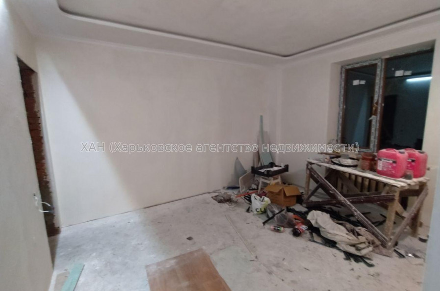 Продам квартиру, Бондаревская ул. , 2 кім., 31 м², частичный ремонт 