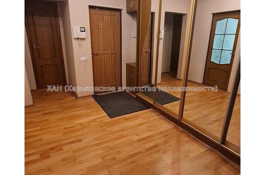 Продам квартиру, Жасминовый б-р , 3  ком., 69 м², капитальный ремонт 