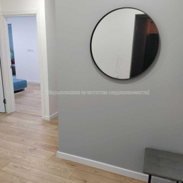 Продам квартиру, Тракторостроителей просп. , 2 кім., 52 м², евроремонт 