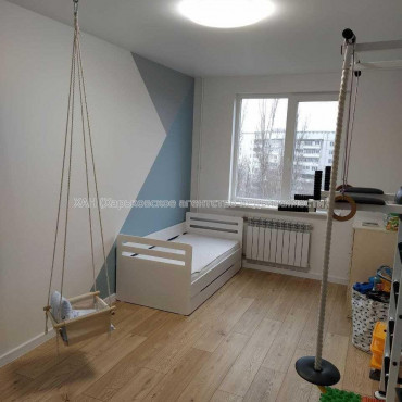 Продам квартиру, Тракторостроителей просп. , 2 кім., 52 м², евроремонт 