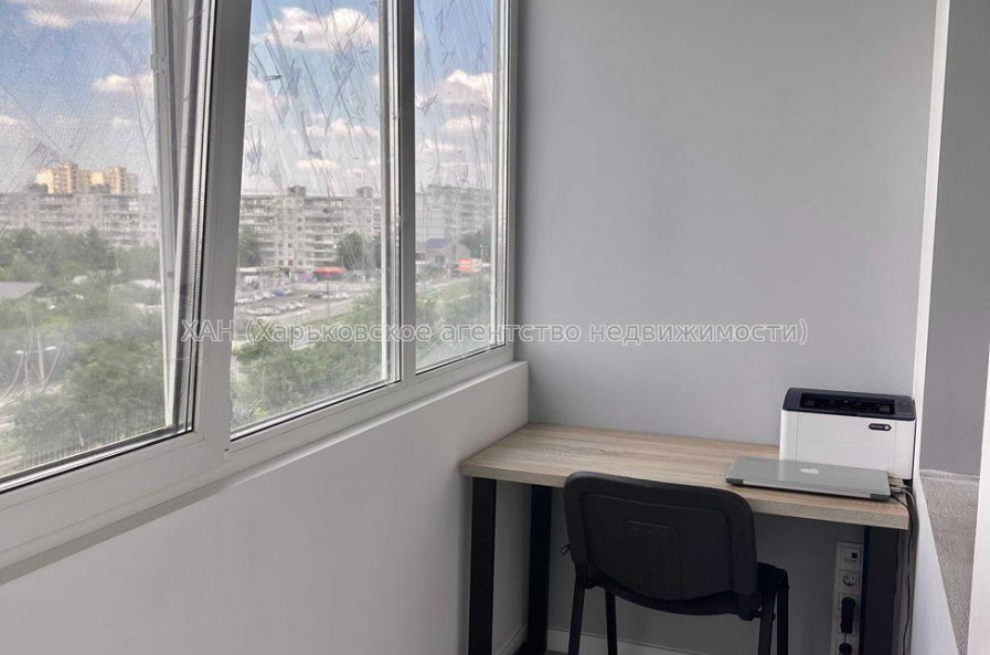 Продам квартиру, Тракторостроителей просп. , 2 кім., 52 м², евроремонт 