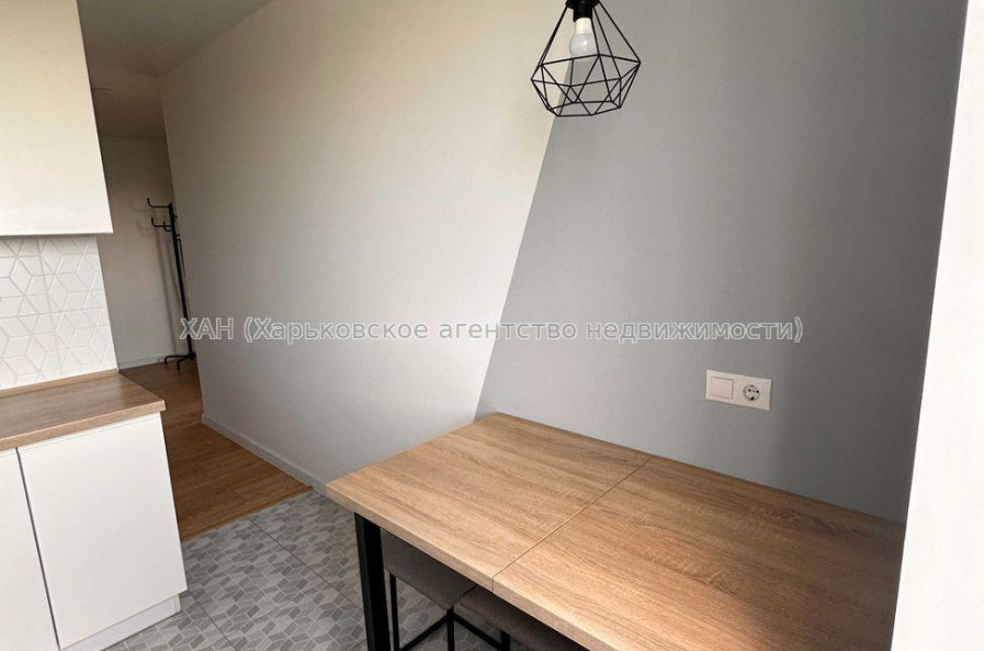 Продам квартиру, Тракторостроителей просп. , 2 кім., 52 м², евроремонт 