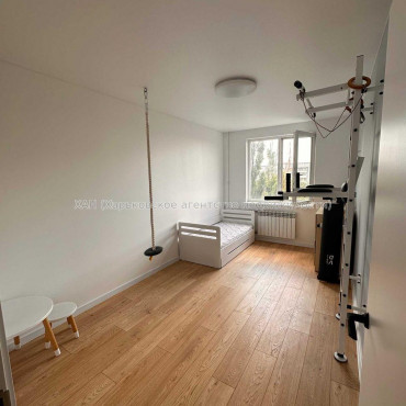 Продам квартиру, Тракторостроителей просп. , 2  ком., 52 м², евроремонт 