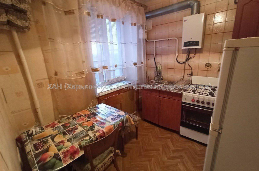 Продам квартиру, Териховская ул. , 1  ком., 33 м², косметический ремонт 