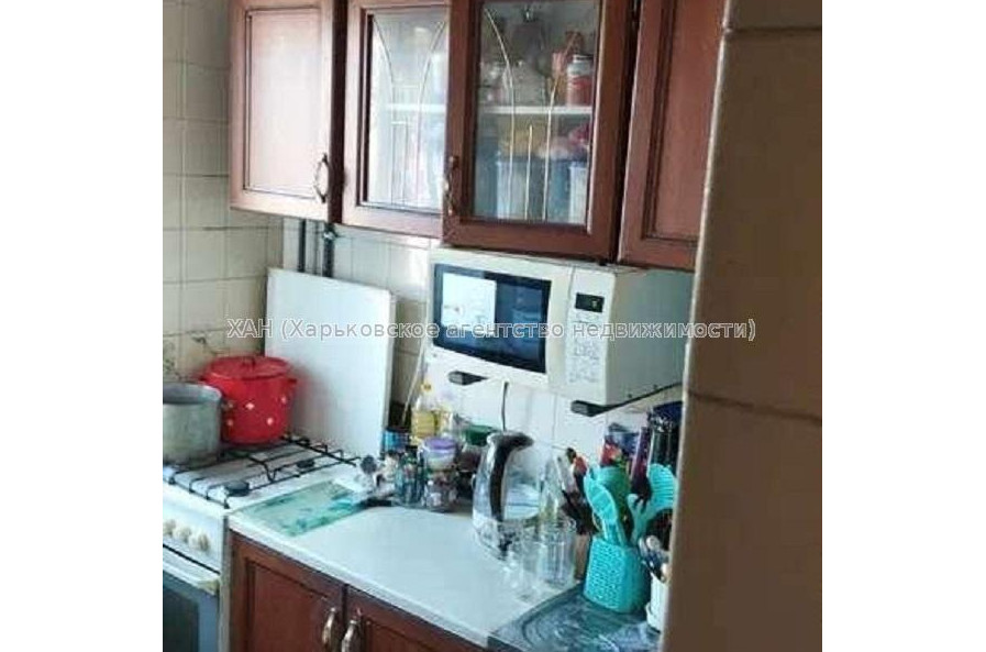 Продам квартиру, Индустриальный просп. , 2 кім., 44 м², советский ремонт 