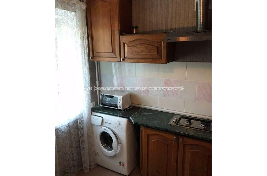 Сдам квартиру, Деревянко ул. , 4 , 1  ком., 34 м², косметический ремонт 