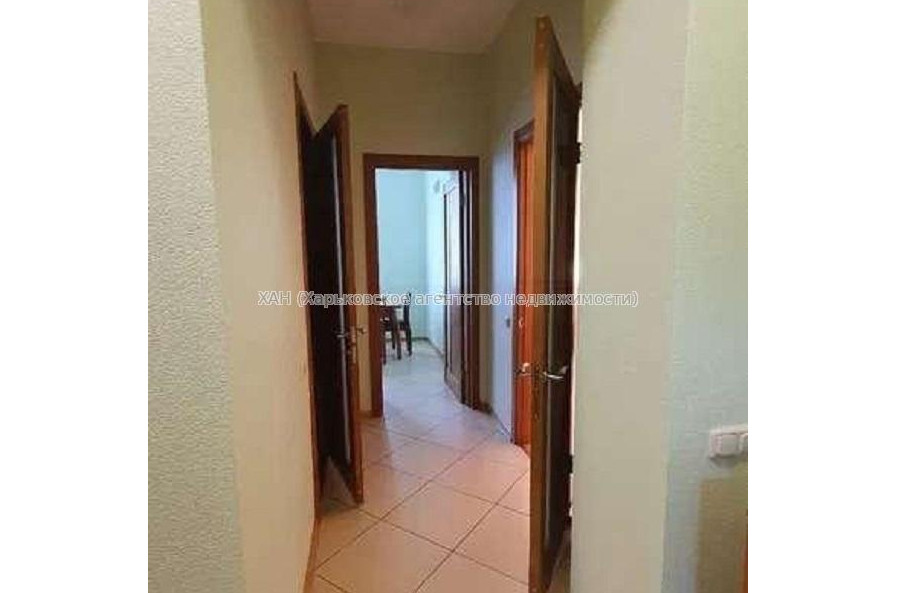 Продам квартиру, Гимназическая наб. , 3 кім., 76 м², капитальный ремонт 