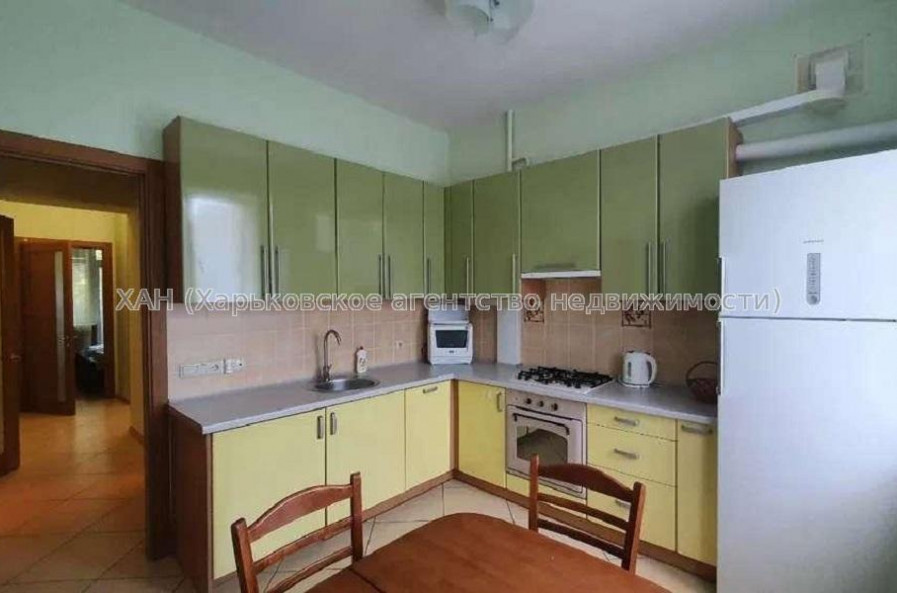 Продам квартиру, Гимназическая наб. , 3 кім., 76 м², капитальный ремонт 