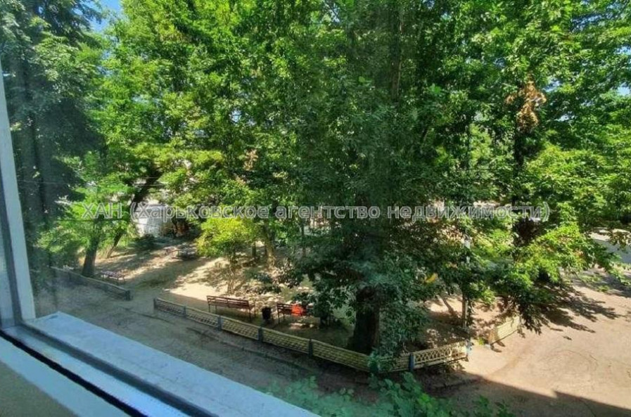 Продам квартиру, Гимназическая наб. , 3 кім., 76 м², капитальный ремонт 