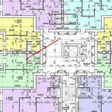 Продам квартиру, Мира ул. , 1 кім., 42 м², без внутренних работ 