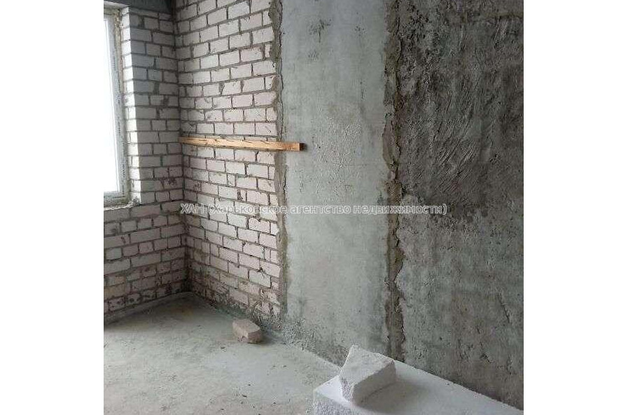 Продам квартиру, Мира ул. , 1 кім., 42 м², без внутренних работ 