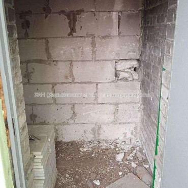 Продам квартиру, Мира ул. , 1 кім., 42 м², без внутренних работ 