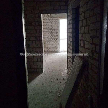 Продам квартиру, Мира ул. , 1 кім., 42 м², без внутренних работ 