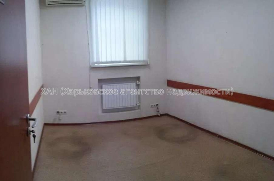 Сдам нежилую недвижимость, офисное помещение , 5  ком., 91 м², косметический ремонт 