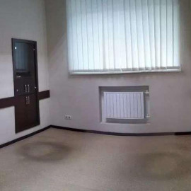 Сдам нежилую недвижимость, офисное помещение , 5  ком., 91 м², косметический ремонт