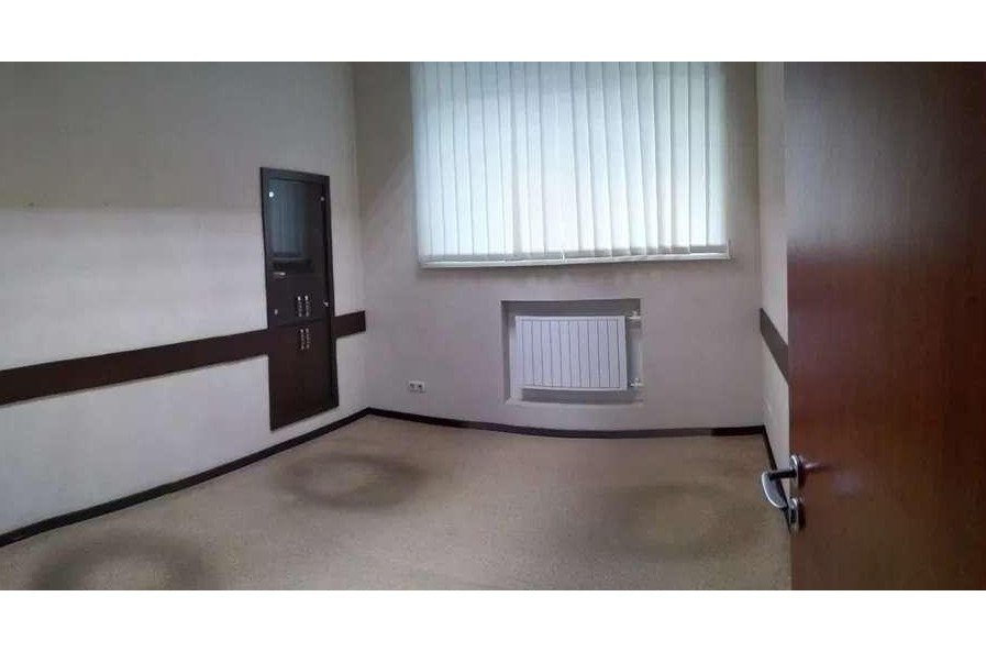 Сдам нежилую недвижимость, офисное помещение , 5  ком., 91 м², косметический ремонт 