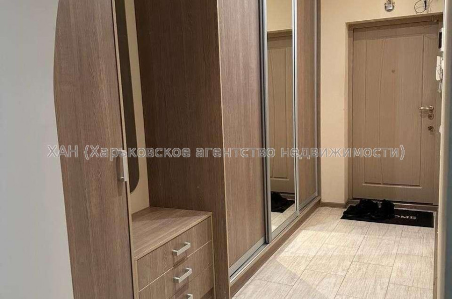 Продам квартиру, Новоалександровская ул. , 2  ком., 68 м², авторский дизайн 