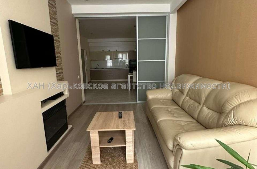 Продам квартиру, Новоалександровская ул. , 2 кім., 68 м², авторский дизайн 