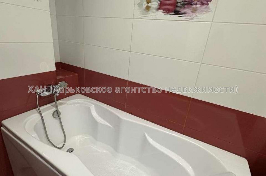 Продам квартиру, Новоалександровская ул. , 2  ком., 68 м², авторский дизайн 
