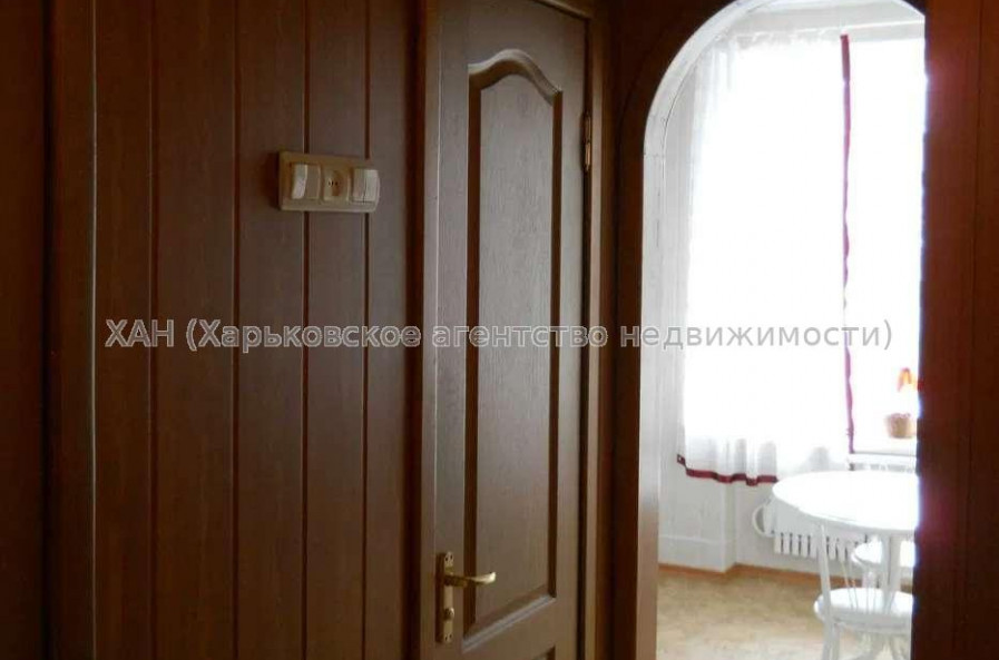 Продам квартиру, Григория Сковороды ул. , 1  ком., 40 м², косметический ремонт 