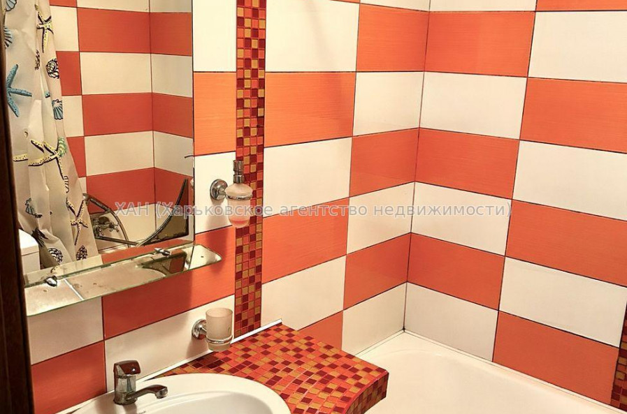 Продам квартиру, Молочная ул. , 2 кім., 51 м², косметический ремонт 