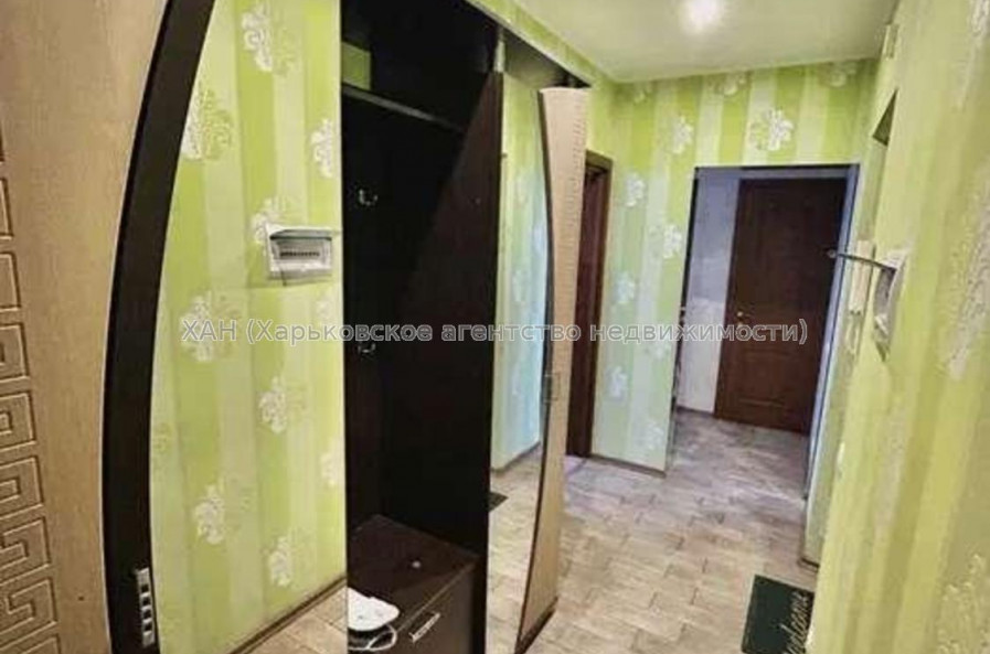 Продам квартиру, Молочная ул. , 2 кім., 51 м², косметический ремонт 