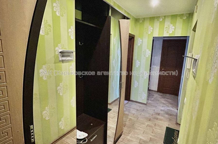 Продам квартиру, Молочная ул. , 2 кім., 51 м², косметический ремонт 