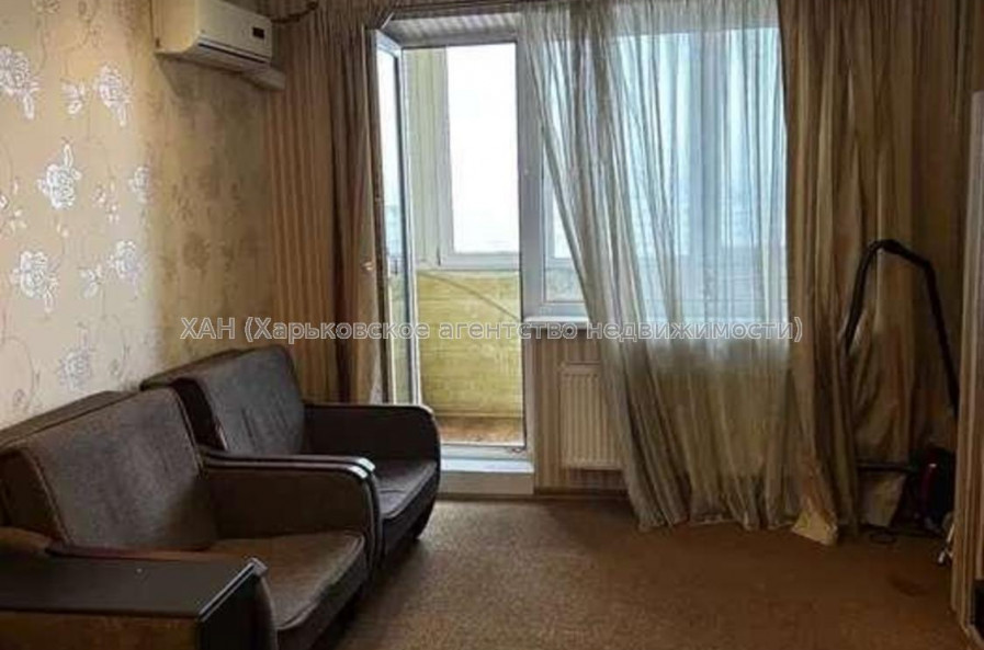 Продам квартиру, Молочная ул. , 2 кім., 51 м², косметический ремонт 