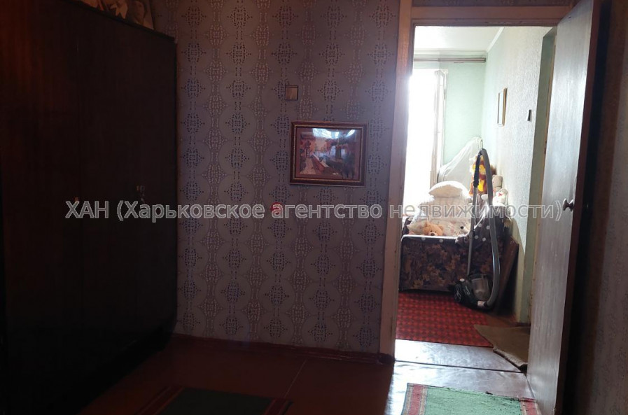 Продам квартиру, Гвардейцев Широнинцев ул. , 3  ком., 67 м², косметический ремонт 