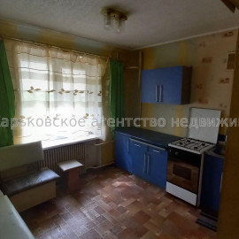 Продам квартиру, Ковтуна ул. , 1  ком., 41 м², косметический ремонт