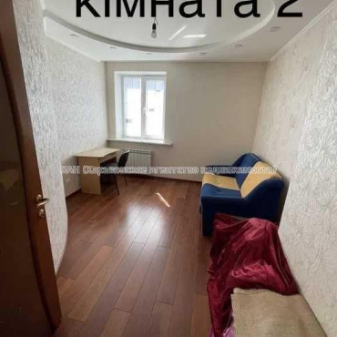 Продам квартиру, Лебединская ул. , 3 кім., 117 м², евроремонт 