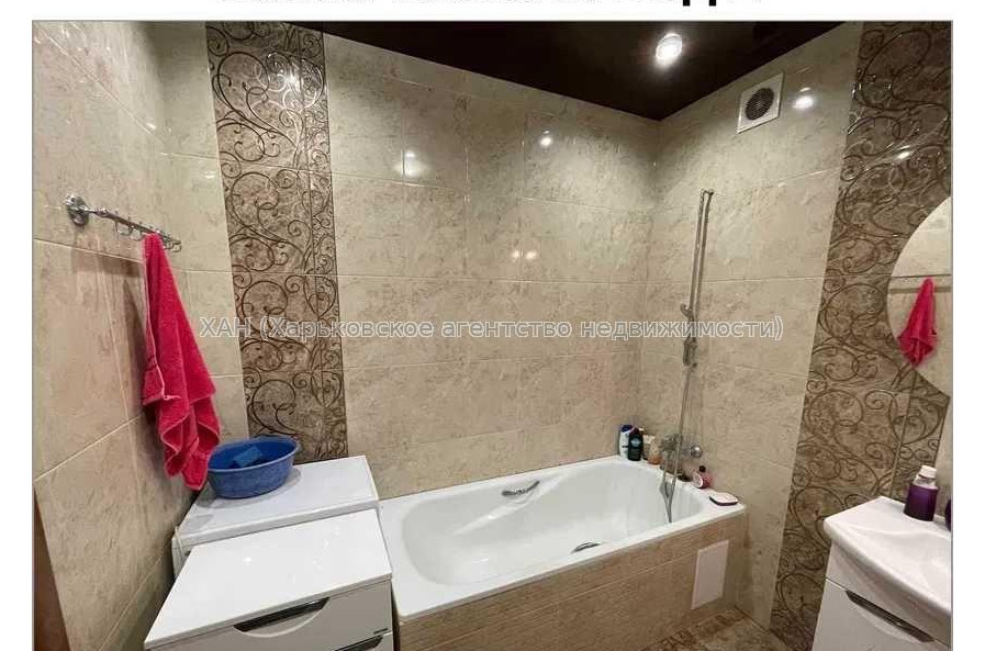 Продам квартиру, Лебединская ул. , 3 кім., 117 м², евроремонт 