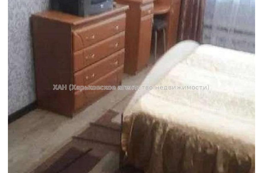 Продам квартиру, Валентиновская ул. , 3  ком., 68 м², косметический ремонт 