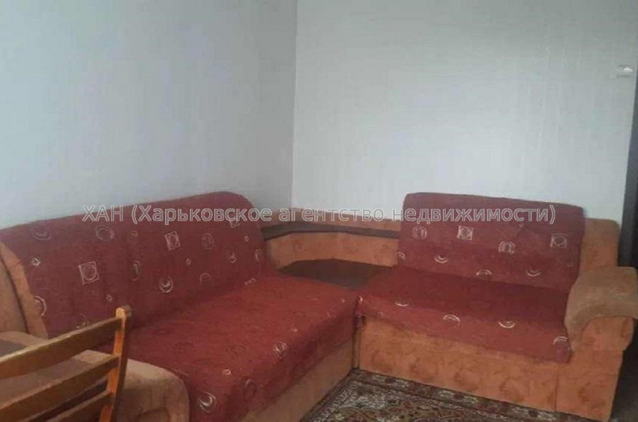 Продам квартиру, Валентиновская ул. , 3  ком., 68 м², косметический ремонт 
