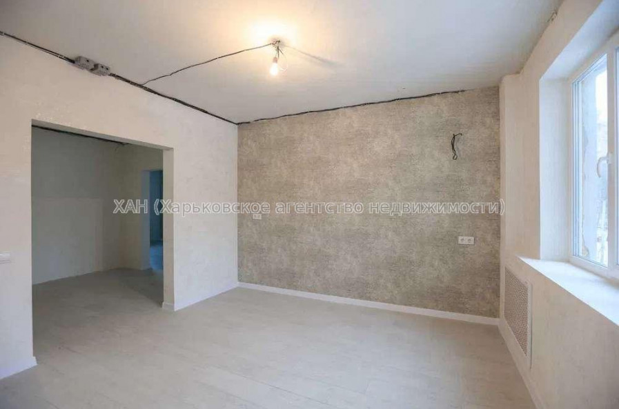 Продам квартиру, Волонтерская ул. , 3  ком., 72 м², капитальный ремонт 
