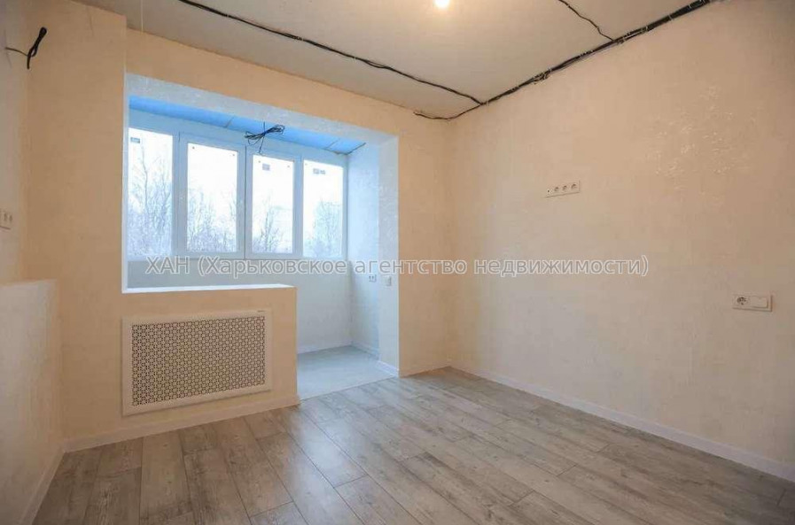 Продам квартиру, Волонтерская ул. , 3  ком., 72 м², капитальный ремонт 