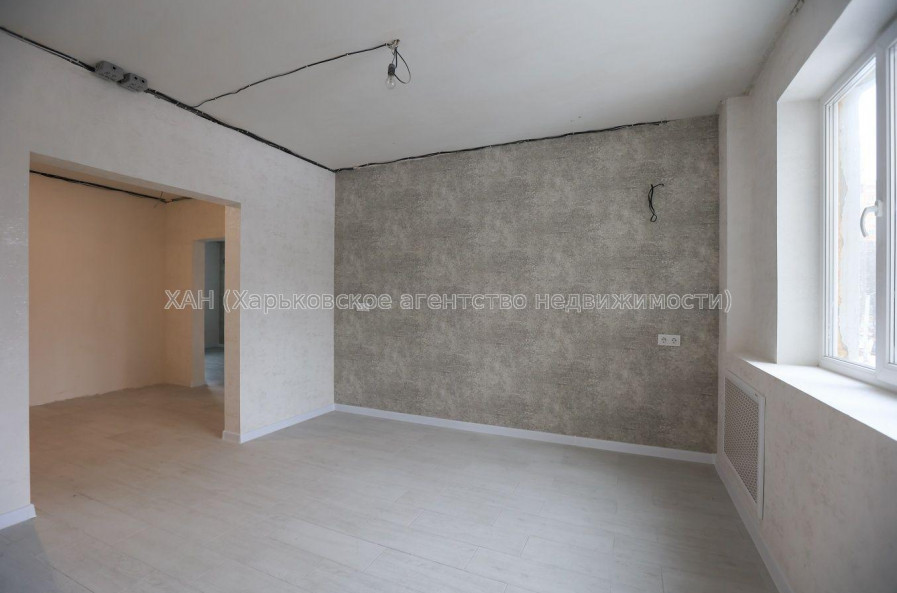 Продам квартиру, Волонтерская ул. , 3  ком., 72 м², капитальный ремонт 