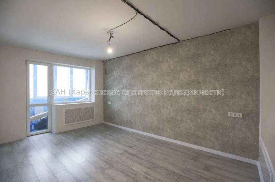 Продам квартиру, Волонтерская ул. , 3  ком., 72 м², капитальный ремонт 