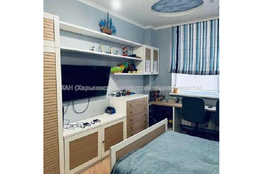 Продам квартиру, Новоалександровская ул. , 3  ком., 106 м², евроремонт 