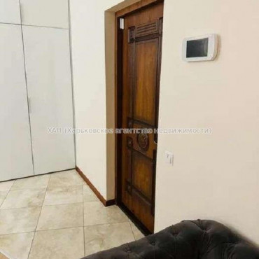 Продам квартиру, Новоалександровская ул. , 3  ком., 106 м², евроремонт 