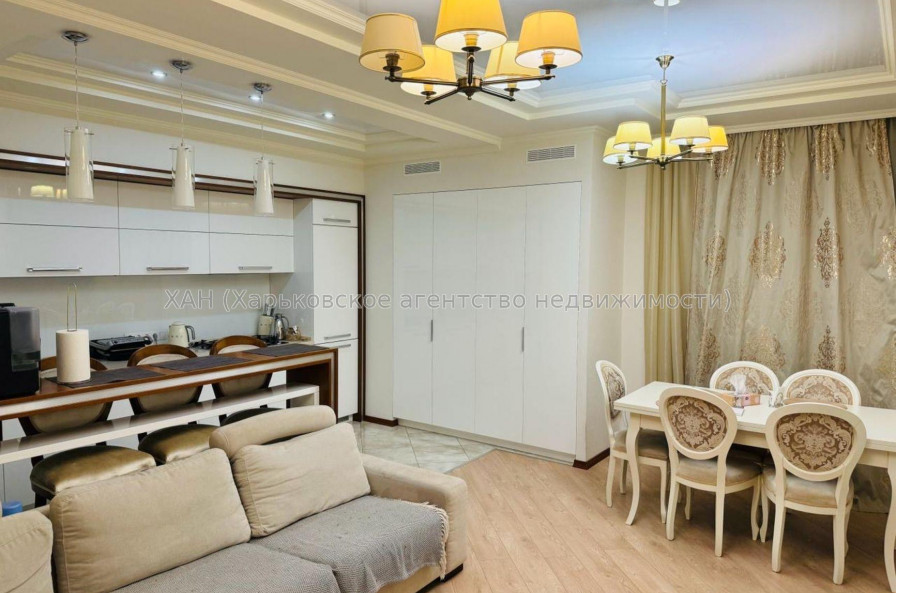 Продам квартиру, Новоалександровская ул. , 3  ком., 106 м², евроремонт 