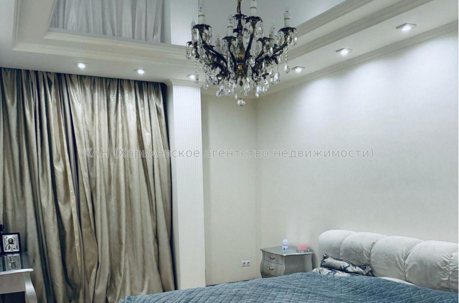 Продам квартиру, Новоалександровская ул. , 3  ком., 106 м², евроремонт 