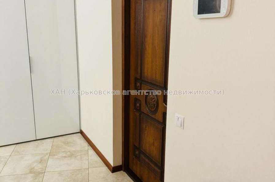 Продам квартиру, Новоалександровская ул. , 3  ком., 106 м², евроремонт 
