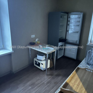 Продам квартиру, Короленко пер. , 2  ком., 59 м², капитальный ремонт 
