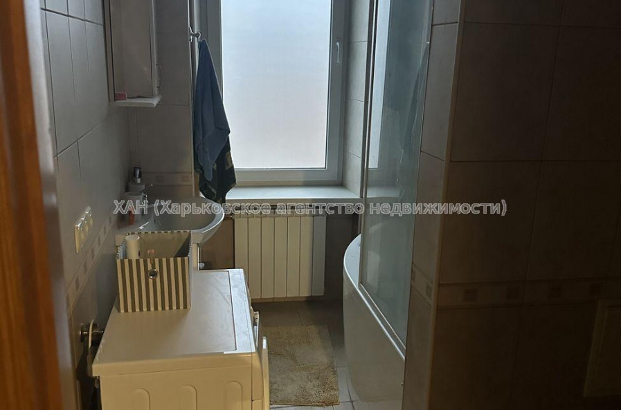 Продам квартиру, Короленко пер. , 2  ком., 59 м², капитальный ремонт 