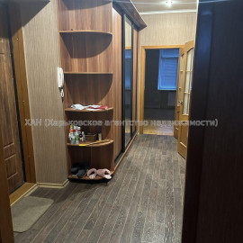 Продам квартиру, Короленко пер. , 2 кім., 59 м², капитальный ремонт