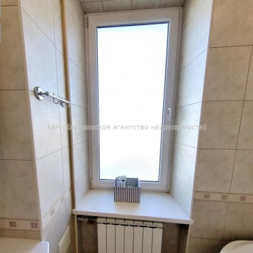 Продам квартиру, Короленко пер. , 2  ком., 59 м², капитальный ремонт 